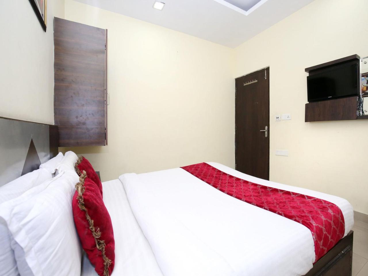Fabhotel Star Metro Inn Amritsar Exterior photo